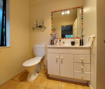 Easy Maintenance Family Home - Photo 1