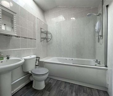 Rock Terrace, Llanberis, Caernarfon, Gwynedd, LL55 - Photo 2