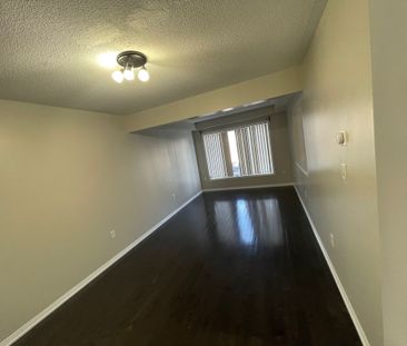 For Lease - 7 Bevington Road, Brampton, Ontario - Photo 5