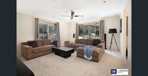 Family Home in Excellent Location - Photo 1