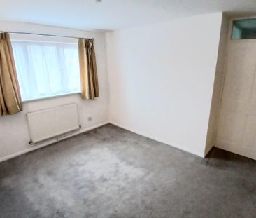 Burghley Close, STEVENAGE - Photo 4