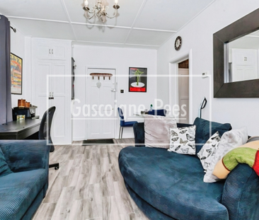 Park Road, Stoke Poges, SL2 - Photo 2