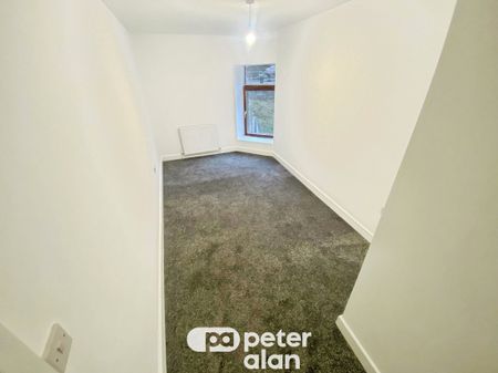 Walsh Street, MOUNTAIN ASH - Photo 4