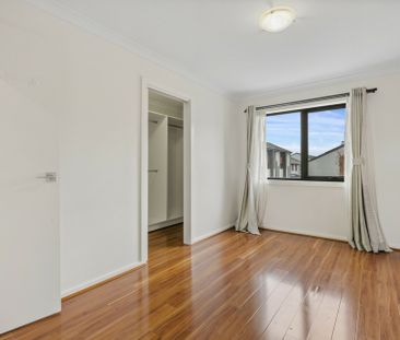 Family Friendly Townhouse - Photo 2