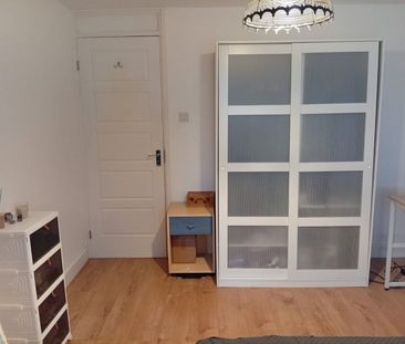 Room in a Shared House, Alfriston Close, BN2 - Photo 6