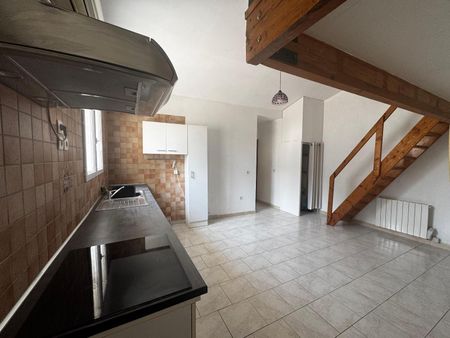 Location Appartement 2 pièces 37m² ST MAXIMIN LA STE BAUME 83470 - Photo 3