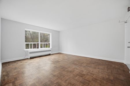 For Lease - 308 The Kingsway N/A Unit# 209, Toronto, Ontario - Photo 3