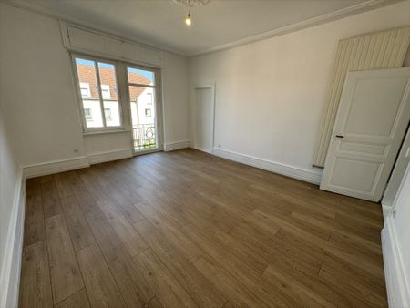 Location Appartement 4 pièces 83m² - Photo 5