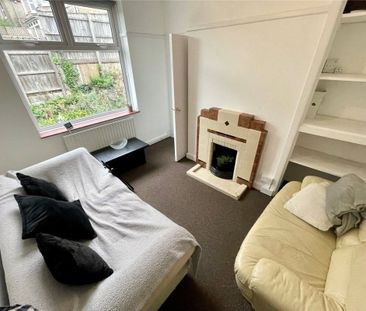 Vale Road, Bournemouth, BH1 - Photo 6