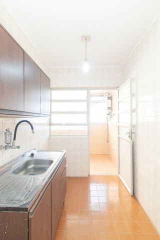 Apartamento com 2 quartos e 73m² para alugar em Menino Deus, Porto Alegre. - Foto 2