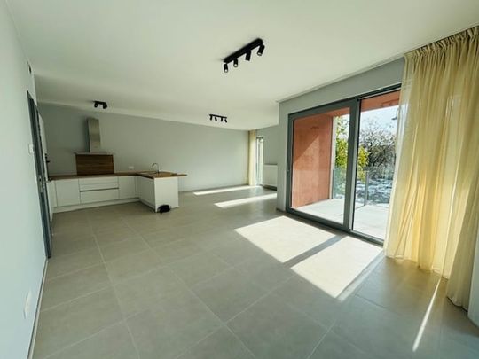 Appartement te huur - Foto 1