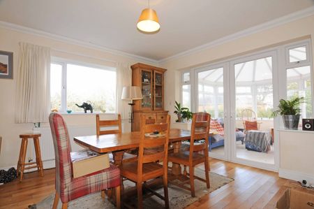 3 bedroom Detached house to rent - Photo 4