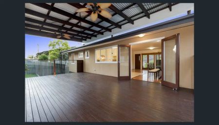“Family Living with Pool & Entertaining Deck in Stafford Heights” - Photo 3