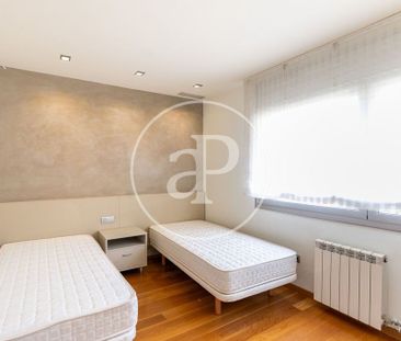 Luxury Villa for rent in Barcelona, Spain - Photo 4