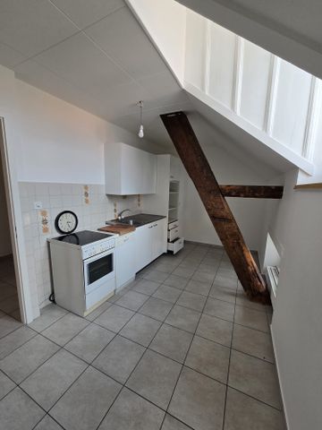 Spacieux 5 pièces avec cachet au cœur de La Chaux-de-Fonds - Photo 3