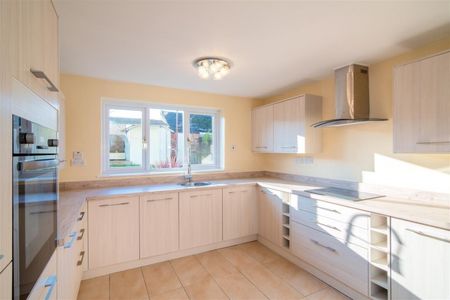 2 BED End of terrace house To rent - Photo 5