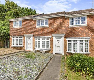 2 bedroom terraced house to rent - Photo 1