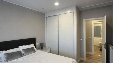 Piso de alquiler en Calle Santa Engracia, 1, Centro - Photo 3