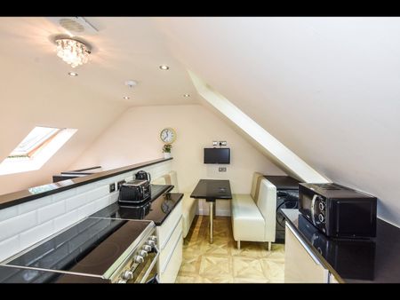 2 Bed Flat, Wetherby Road, LS8 - Photo 3
