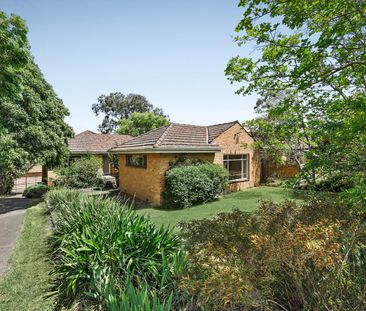 29 Charteris Drive, Ivanhoe East - Photo 3