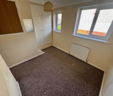 2 bedroom semi-detached house to rent - Photo 1