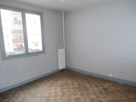 Location Appartement 4 pièces 67m² RENNES 35000 - Photo 5