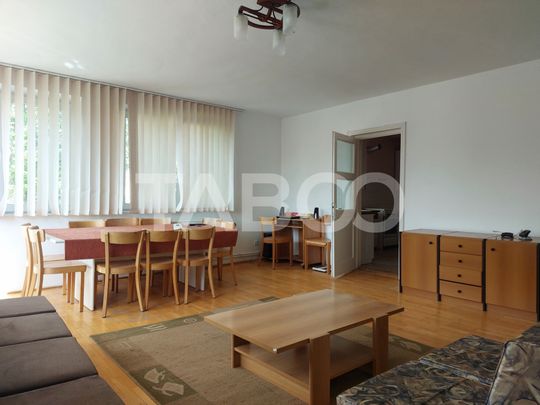Inchiriere casa 155 mp 6 camere zona linistita panorama deos - Fotografie 1