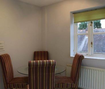 1 bedroom Apartment to rent - Photo 3