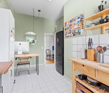 6 MONTH SUBLET Zwischenmiete (1 March - 31 August) entire 78sqm a - Photo 4