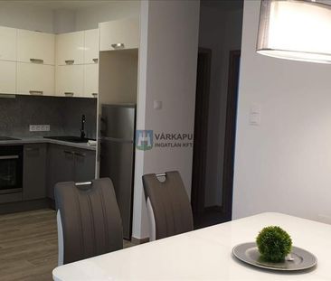 Kiadó luxus lakás - Székesfehérvár - Photo 2