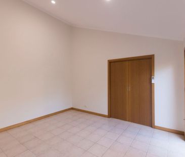 Unsurpassed Convenience in the heart of Leafy Coburg Awaits - Photo 2