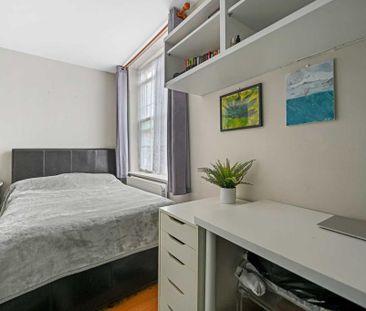 3 bedroom flat to rent - Photo 1