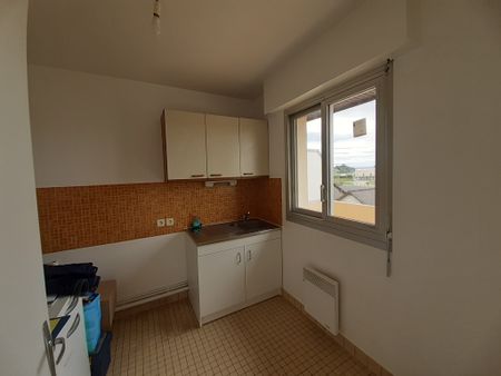 Location Appartement 2 pièces 37m² LA GUERCHE DE BRETAGNE 35130 - Photo 5