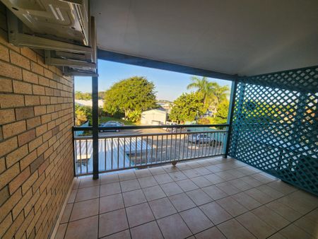 OVER 55 UNIT IN ANDERGROVE - Photo 2