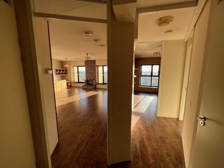 Te huur: Appartement Oosterbakenpad in Hoogvliet Rotterdam - Photo 2