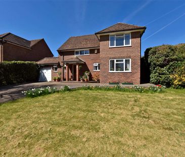 A well presented four bedroom detached home within close proximity ... - Photo 6