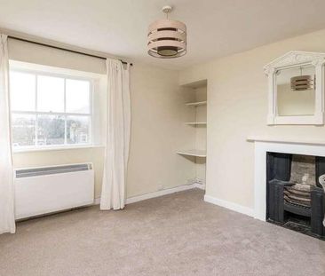 Norfolk Crescent, BA1 - Photo 1