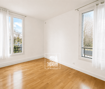 Maison • Vaucresson - Photo 4