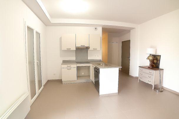 A LOUER T3 SIGEAN AVEC TERRASSE ET CELLIER - Photo 1