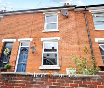 3 bedroom terraced house to rent - Photo 3