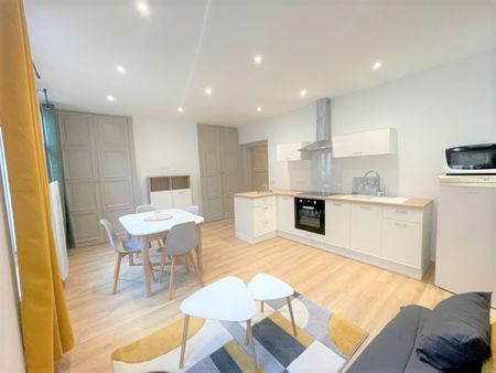Location Appartement 2 pièces 45m² - Photo 4