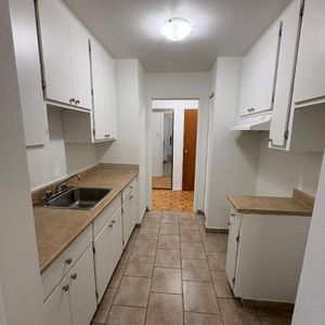 2 CH - 1 SDB - Laval - $1,150 /mo - Photo 2