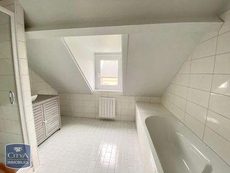 Location Maison 6 pièces 177m² BEAUVAIS 60000 - Photo 4