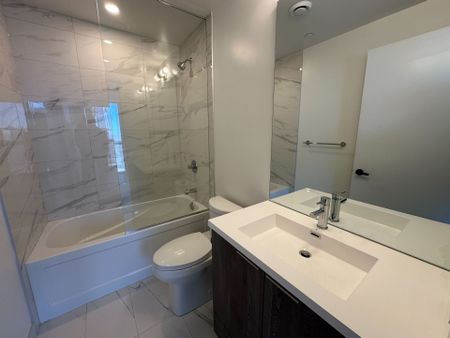 For Lease - 8 Interchange Way Unit# 4007, Vaughan, Ontario - Photo 5