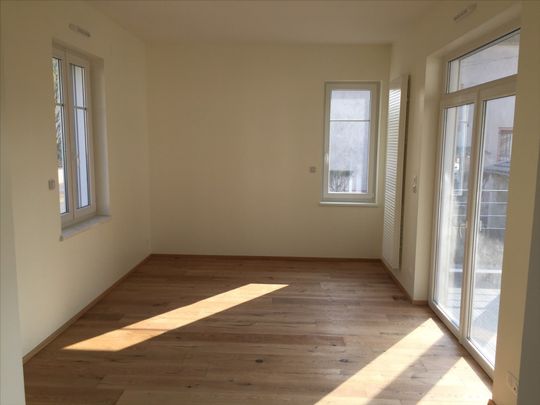 Location Appartement 5 pièces 98m² - Photo 1