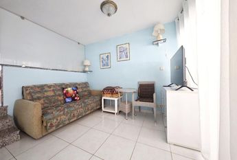 Puerto Rico, Canary Islands 35130