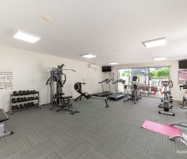 3 bed 2 bath FULLY FURNISHED Apartment at Ciana - Modern, spacious ... - Photo 4