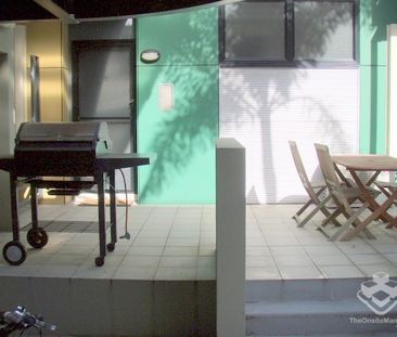 Fantastic Value in Teneriffe-The Cannery Heritage - Photo 5