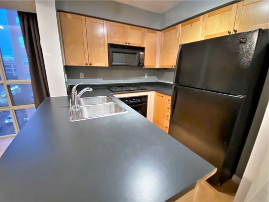 For Lease - 311 Richmond Street Unit# 607, Toronto, Ontario - Photo 1