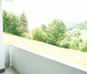 Helle und grosse 4.5-Zi-Wohnung mit Balkon - Photo 4